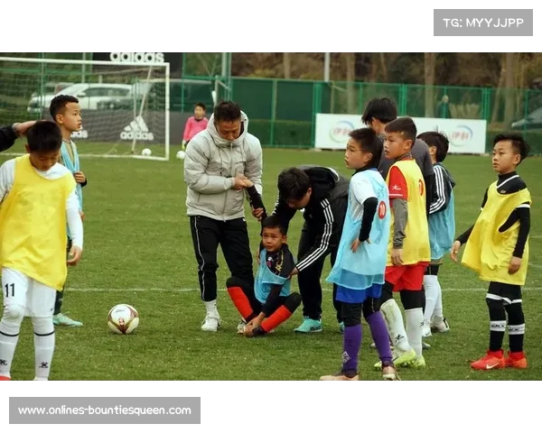 乐山体育局谈青训:足球根基在人才培养 乐山体育局谈青训:足球根基在人才培养